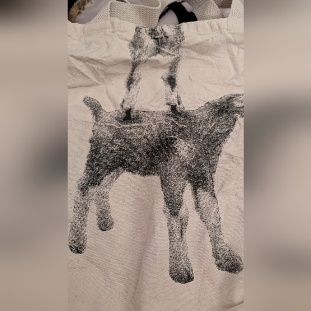 Beekman 1802 100% Cotton Choice of Size Goat Printed Tote Bag - Picture 2 of 6